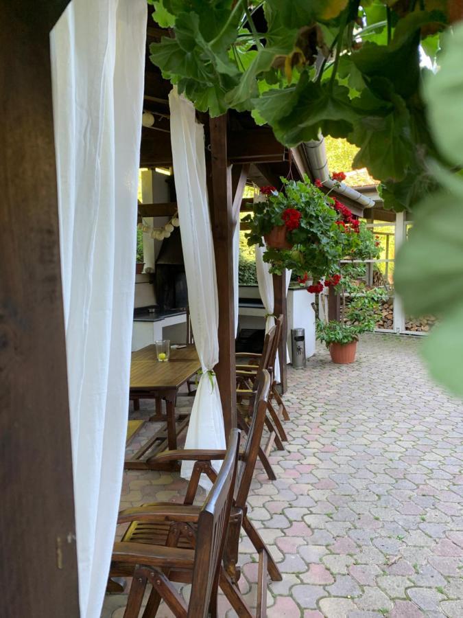 Hotel Haz Az Erdo Szelen Bánk Exterior foto